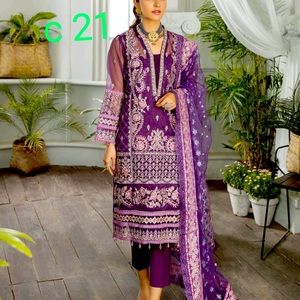 Amira by Adan Libaas 
Size M
Chest 21
Hip 23